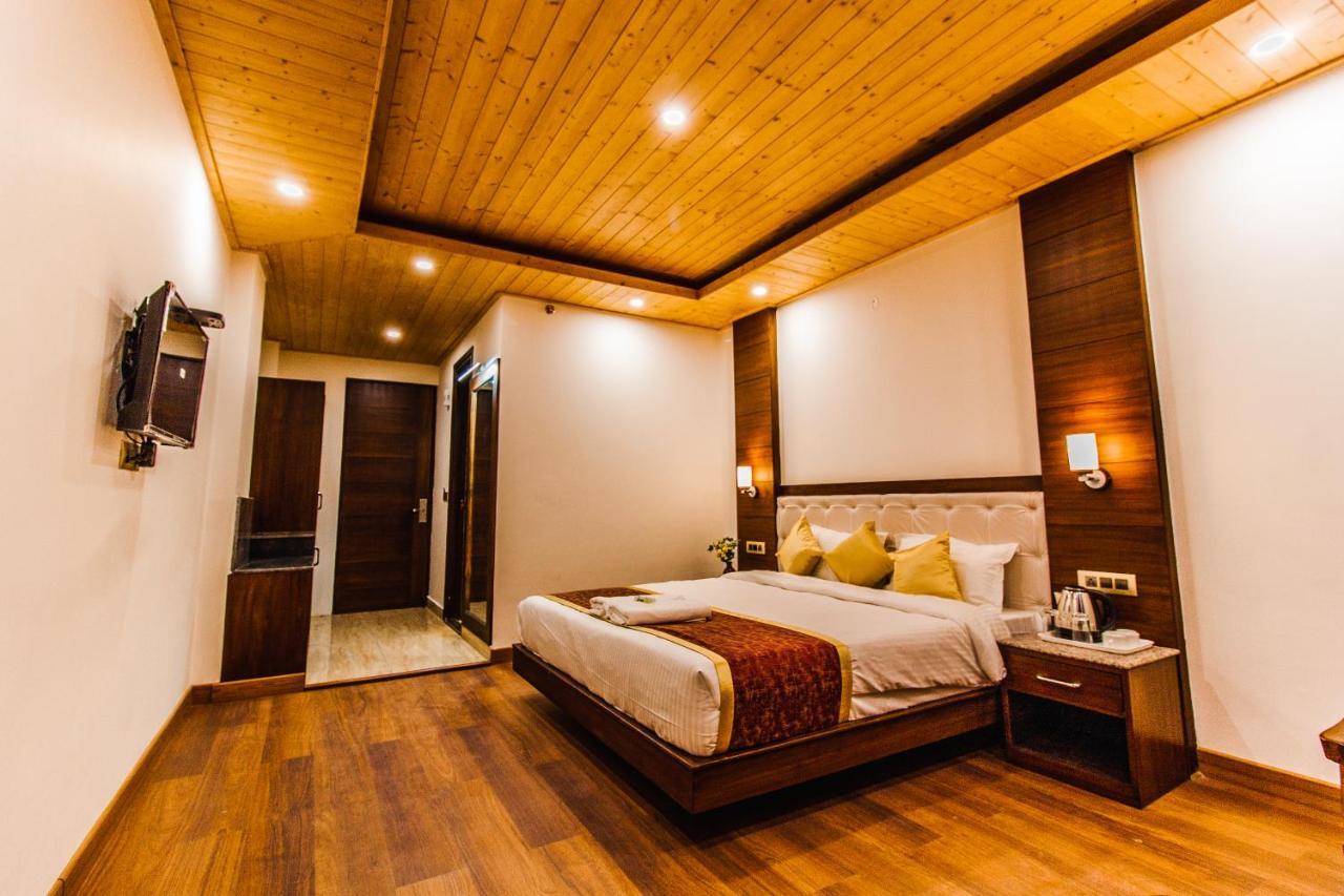 Misty Mountain Manali Hotel Exterior foto