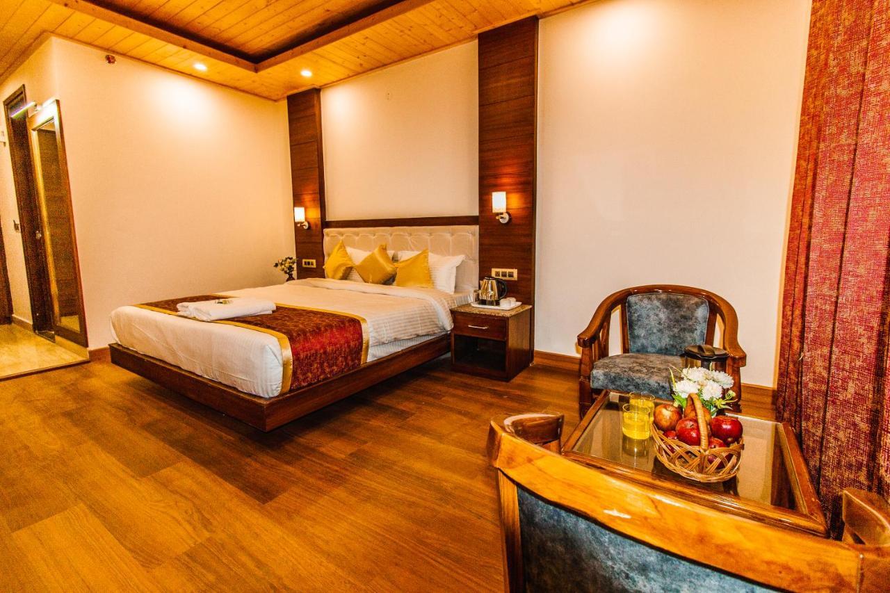 Misty Mountain Manali Hotel Exterior foto