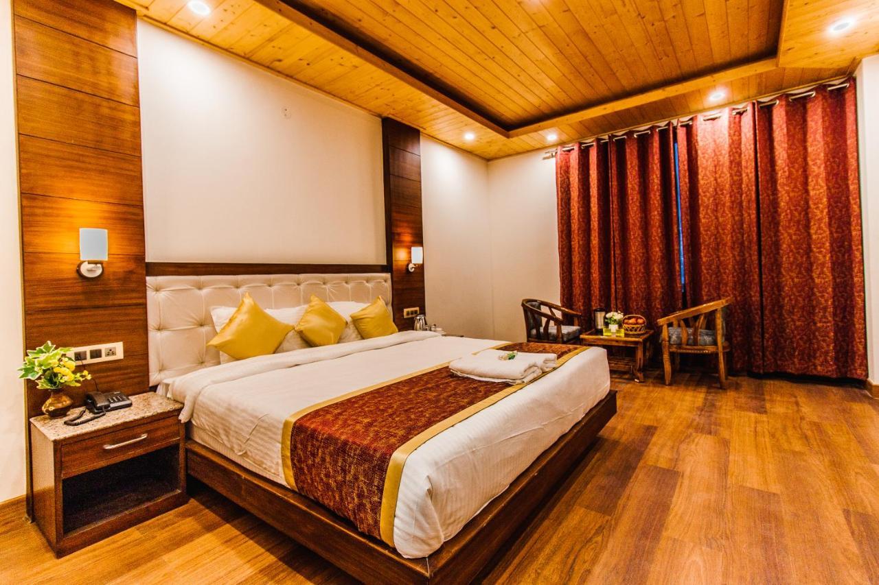 Misty Mountain Manali Hotel Exterior foto