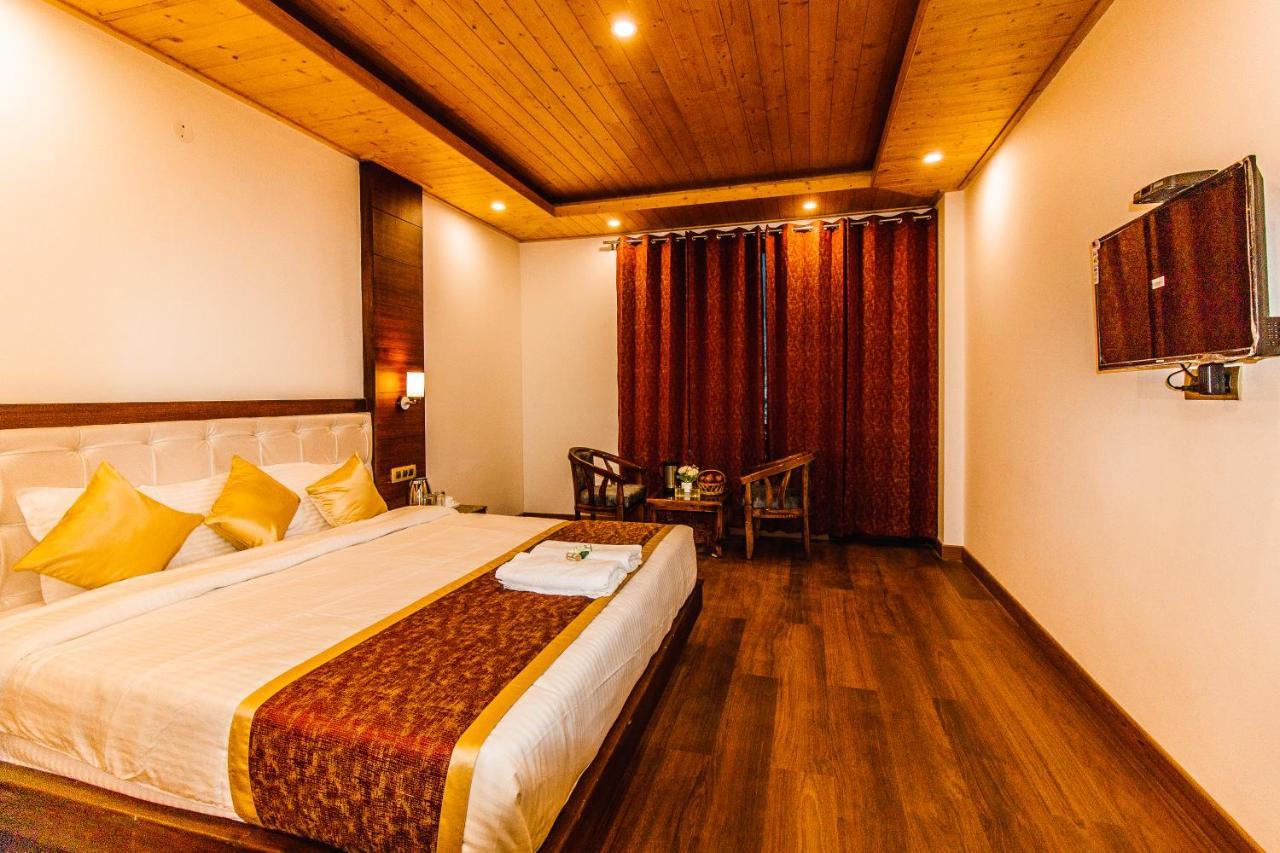 Misty Mountain Manali Hotel Exterior foto