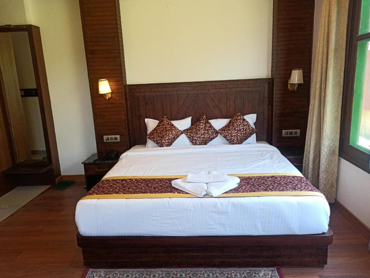 Misty Mountain Manali Hotel Exterior foto